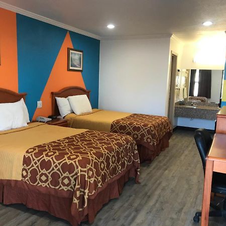 Americas Best Value Inn Bowie Bagian luar foto