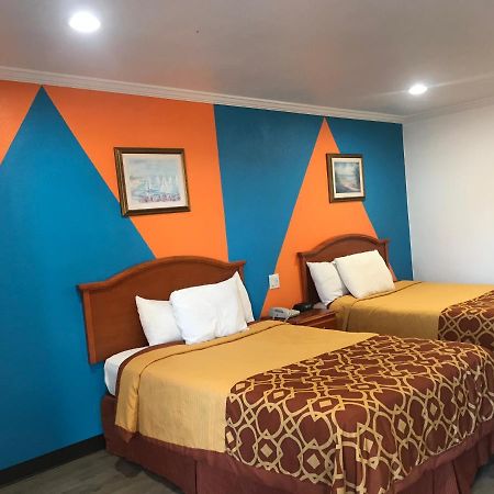 Americas Best Value Inn Bowie Bagian luar foto